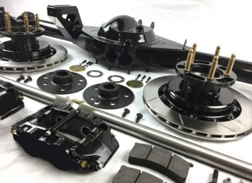 Full Floating 9" Rear End System - 13" rotors, '4R' 4 piston radial mount calipers with parking brake
